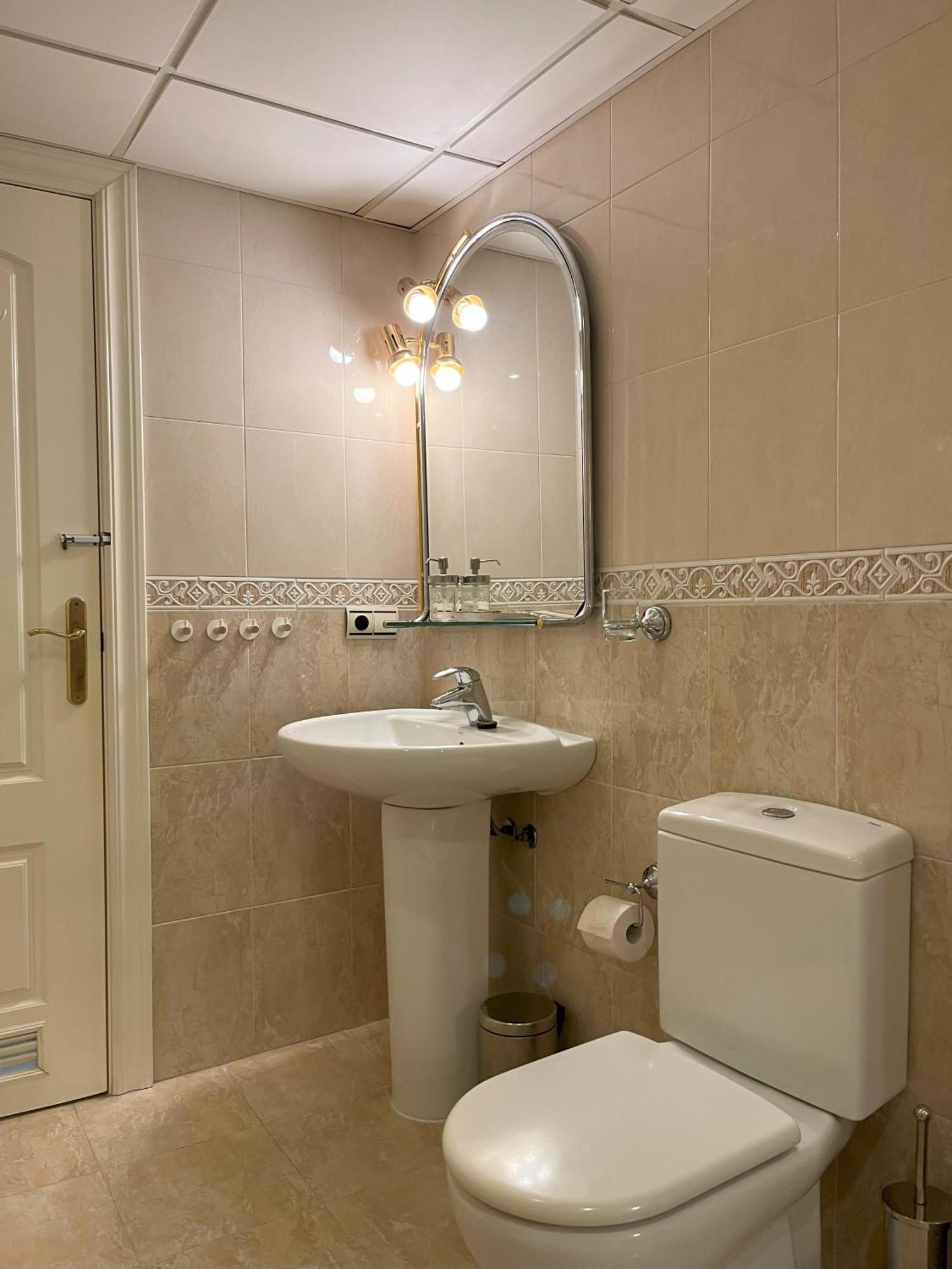 Casadeleon - Costadelsol Vacations & Remote Work Apartment