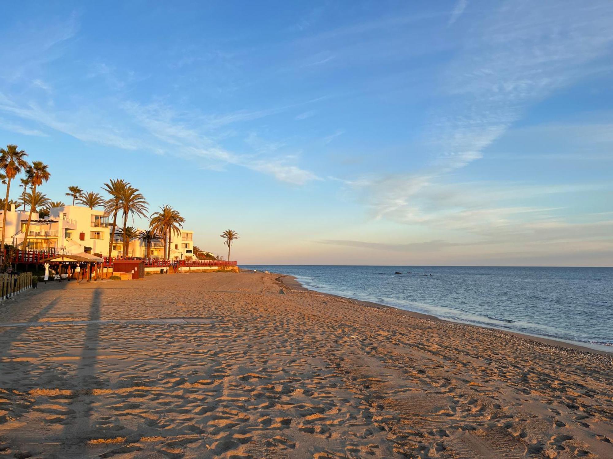 Casadeleon - Costadelsol Vacations & Remote Work Apartment Sitio de Calahonda
